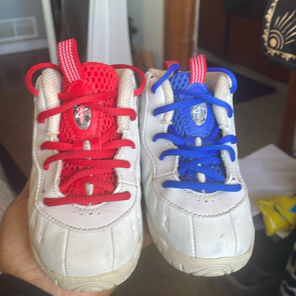 Toddler Nike size 6
